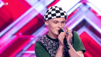 Mads synger ’Dang!’ - Mac Miller ft. Anderson .Paak (6 Chair Challenge) | X Factor 2022 | TV 2