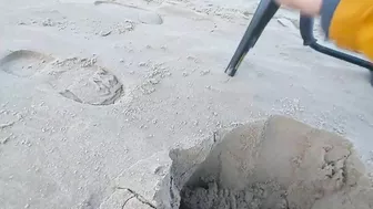 metal detecting beach 2022