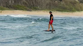 The Noosa Bar and Main Beach. Sunday morning, January 30, 2022.