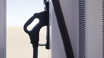 Nikola Mobile Charging Trailer: Recharging Made Simple and Convenient