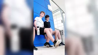 RIDICULOUS WALL SIT RUBIK'S CUBE CHALLENGE