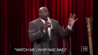 Shaq using normal sized things and being a giant