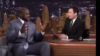 Shaq using normal sized things and being a giant