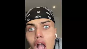 I can’t stop WHEEZING after seeing this reaction to my TikTok???? *scared twerking* | JULIAGISELLA