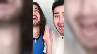 Italians reacting to TikTok Horror STRAWBERRY PASTA - Lionfield