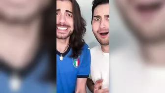 Italians reacting to TikTok Horror STRAWBERRY PASTA - Lionfield