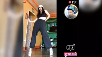 BUTTONS REMIX TIKTOK COMPILATION COMMENTARY VIDEO VINS AVENUE