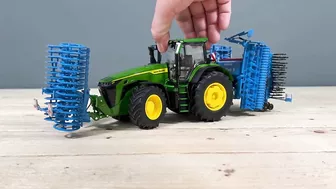 NEW JOHN DEERE 8R 410 by WIKING | 2 for the MODEL COLLECTION