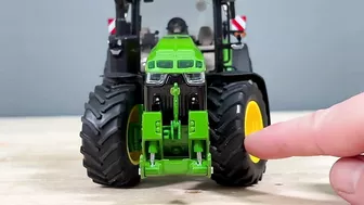 NEW JOHN DEERE 8R 410 by WIKING | 2 for the MODEL COLLECTION