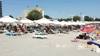 Plaja Itsy Bitsy Beach  Sun Summer Party Fun Mamaia Beach Bikini Beach.