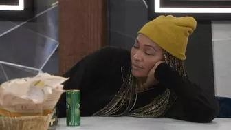 Mirai Takes Some Alone Time | Celebrity Big Brother 3 Live Feeds