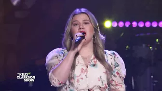 Kelly Clarkson Covers 'Arcade' By Duncan Laurence | Kellyoke