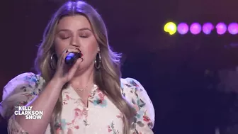 Kelly Clarkson Covers 'Arcade' By Duncan Laurence | Kellyoke