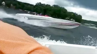 Cigarette Speedboats Big Air Compilation!