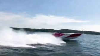 Cigarette Speedboats Big Air Compilation!