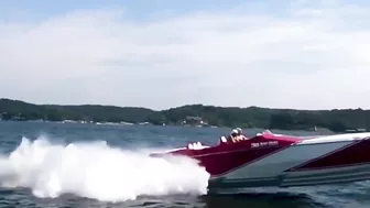 Cigarette Speedboats Big Air Compilation!