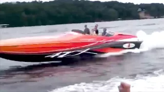 Cigarette Speedboats Big Air Compilation!