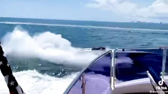 Cigarette Speedboats Big Air Compilation!