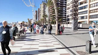 BENIDORM???????? LEVANTE BEACH February 2022 Costa Blanca SPAIN Walking Tour 4K