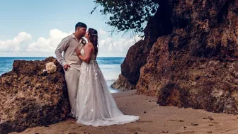 Anna & Miguel's Puerto Rico Beach Elopement