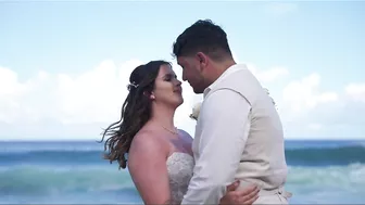 Anna & Miguel's Puerto Rico Beach Elopement