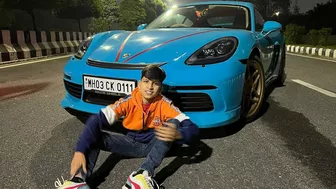 Top 10 Indian Famous Celebrity Who Owns Supercars