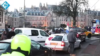 Chaos in centrum Den Haag door coronademonstratie - OMROEP WEST