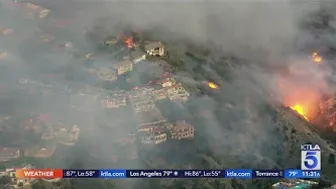 Emerald Fire threatens homes in Laguna Beach