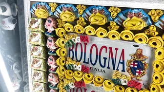 eating around Bologna in 3 minutes | Bologna travel vlog 2022