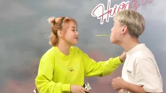 [HẬU TRƯỜNG] Pocky Challenge Linh Thịt Gà "cưỡng hôn" Tiêu Đình Kiên!!!