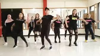 Twerk Party || Brandon Beal - Twerk It Like Miley#senamkreasi #tiktokviral