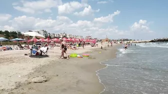 Plaja Modern Beach, Relaxation, Sea, Sun, 4K video, Bikini Beach, Romania Mamaia Beach.