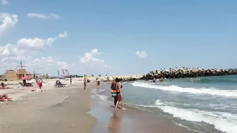 Plaja Modern Beach, Relaxation, Sea, Sun, 4K video, Bikini Beach, Romania Mamaia Beach.