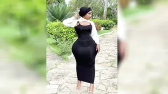 CURVY MODEL - POSHY QUEEN - BEAUTIFUL OUTFITS | PLUS SIZE MODEL