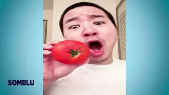 CRAZY Junya1gou Funny TikToks ( EATING FRUIT CHALLENGE )