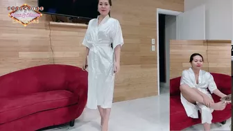 YOINS WHITE ROBE