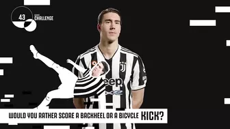 ⏱ Dušan Vlahović Does the 60-Second Challenge! | Quickfire Questions with DV7 | Juventus