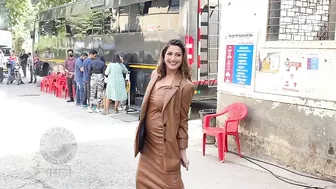 Celebrity Spotted This Week | Priya Bapat, Sonali Bendre And Many More