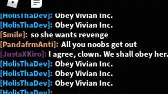 THIS ROBLOX HACKER GOT BANNED? (DirectorVivian)