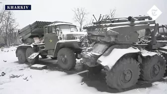 Ukrainian soldiers on front line come under attack | Kharkiv dispatch