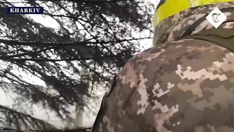 Ukrainian soldiers on front line come under attack | Kharkiv dispatch