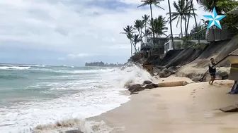 [RAW] House collapses onto North Shore beach amid high surf