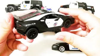 Various Diecast Police Models | Welly Model Cars and SUVs | 4K | Jan and Toys