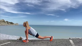 Post Run Stretching: Hip Flexor and Hamstrings w/ASICS Athlete Nicole van der Kaay