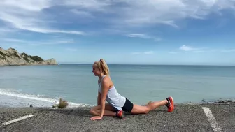 Post Run Stretching: Pigeon Pose w/ASICS Athlete Nicole van der Kaay