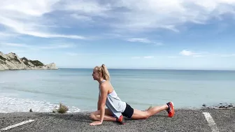 Post Run Stretching: Pigeon Pose w/ASICS Athlete Nicole van der Kaay