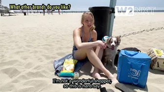 Bikini Girl playing volleyball on Santa Monica Beach - What are you wearing, LA?