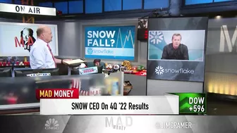 Snowflake CEO discusses quarterly results, full-year guidance and the company's 'consumption model'