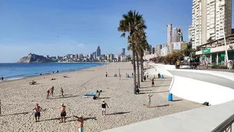 BENIDORM ???????? PONIENTE BEACH MORNING TIME MARCH 2022 Costa Blanca Spain Walking Tour 4K