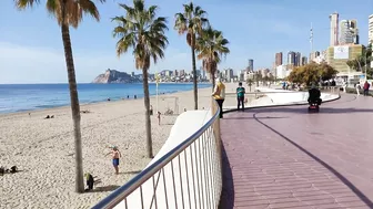 BENIDORM ???????? PONIENTE BEACH MORNING TIME MARCH 2022 Costa Blanca Spain Walking Tour 4K